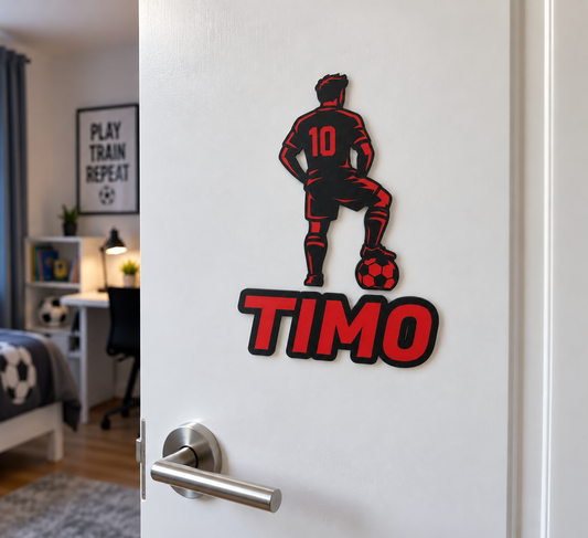 Personalisiertes 3D Türschild Fußballer mit Ball und Namen – Produktansicht