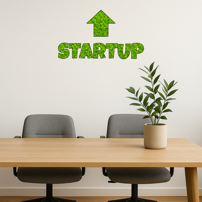 Moos-Schriftzug „STARTUP“ mit Pfeil – Wanddeko aus echtem Moos, pflegefrei
