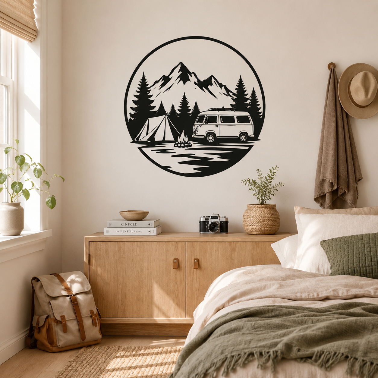 Wandtattoo Camping in den Bergen Motivansicht in Folienoptik